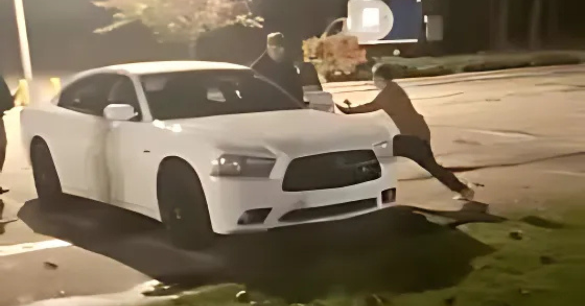 Florida Man Told Police to ‘Check the Text Messages’ After Allegedly Killing Woman in Motel Over Towed Car